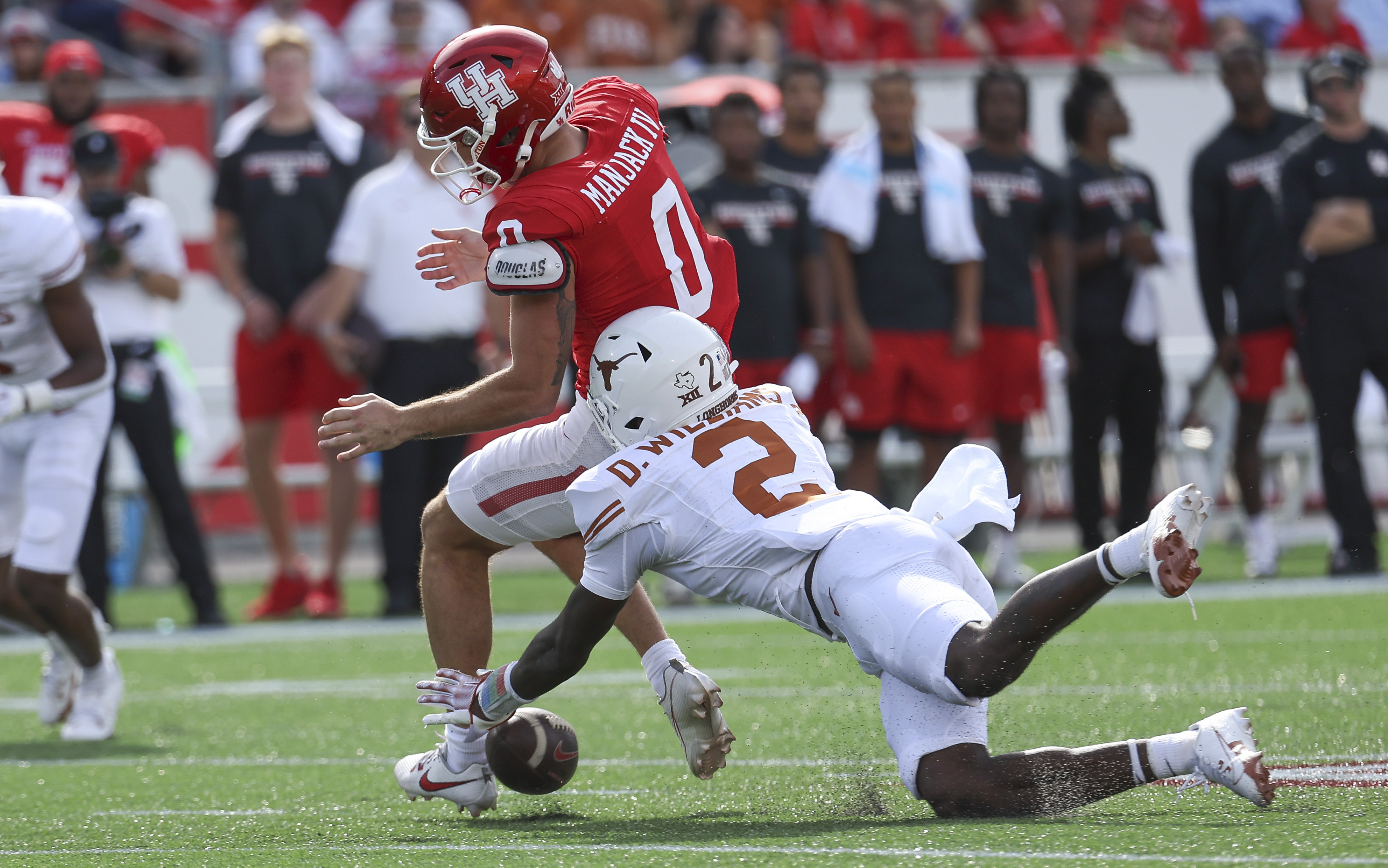 Texas defensive back Derek Williams 